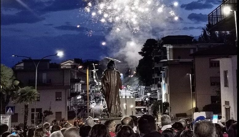 Quando la Fede Illumina l’Alba: il miracolo di San Giovanni a Pontecorvo rinnova la tradizione