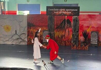 Pontecorvo- “Una Commedia Divina”: Un Trionfo di Talento e Passione per il Gran Finale delle Quinte della Scuola Primaria “Paola Sarro”