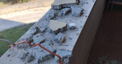 Pontecorvo, facciata pericolante alle case ATER: area transennata e richiesta di intervento